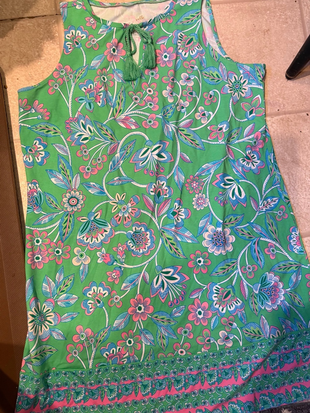 Belle Green Floral XL Sleeveless Tunic with Tassel Tie!